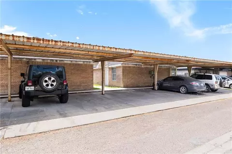 Exterior - 712 W Bronze Dr, Pharr, TX 78577 photo 2 of 3
