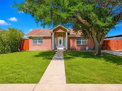 209 S Dallas St, Alton, TX 78573