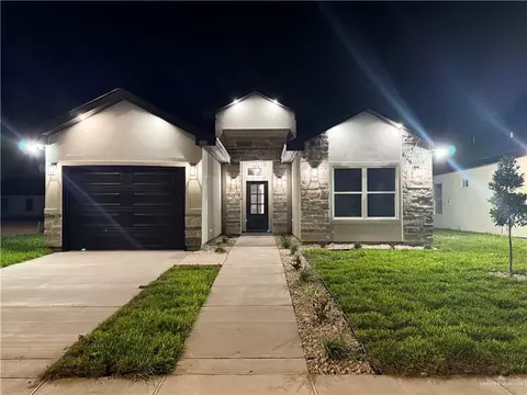 5805 N Luz Del Sol St, Edinburg, TX 78542