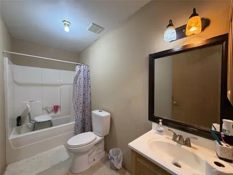 Bath - 1009 W Starr Ave, Pharr, TX 78577 photo 1 of 1