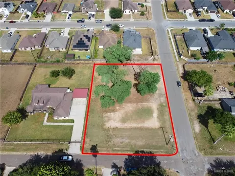 401 Mockingbird Ln, Mercedes, TX 78570