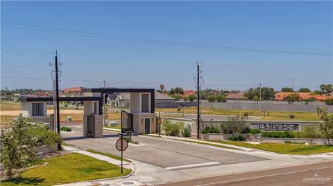 2408 W Carnegie St, Edinburg, TX 78539