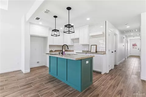 Entry Way - 1214 E Sanchez St, Pharr, TX 78577 photo 1 of 1