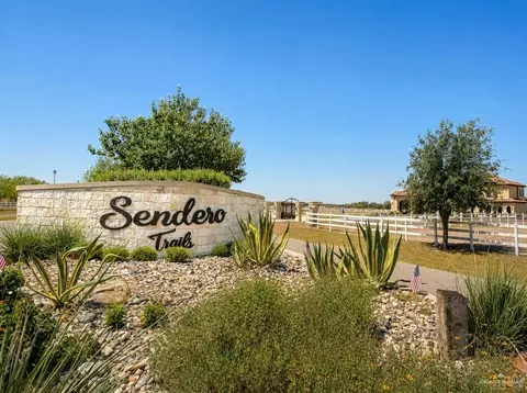 3215 Lasso Trl, Edinburg, TX 78541