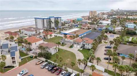 102 E Villa Doce Dr E, South Padre Island, TX 78597