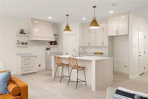 Kitchen - 10201 Espada Dr, Edinburg, TX 78541 photo 2 of 3