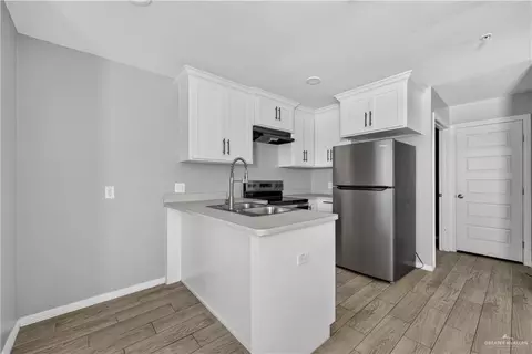 Kitchen - 627 E Danielle Ave, Pharr, TX 78577 photo 1 of 2