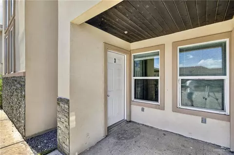 Exterior - 627 E Danielle Ave, Pharr, TX 78577 photo 3 of 4