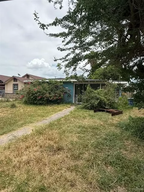 909 N 9th St, Mcallen, TX 78501
