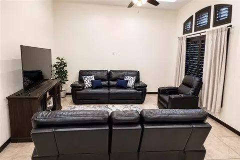 Living - 616 E Seminole Ave, Pharr, TX 78577 photo 1 of 1