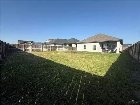 Exterior - 4705 N Juniper St, Pharr, TX 78577 photo 2 of 4