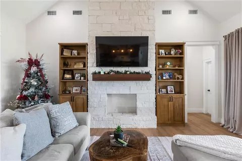 Living - 23588 Beefmaster Rd, Alamo, TX 78538 photo 1 of 1