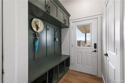 Entry Way - 23588 Beefmaster Rd, Alamo, TX 78538 photo 2 of 2