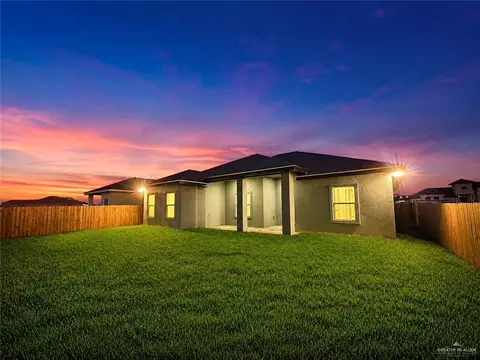 Exterior - 3003 E Sabinal Ave, Hidalgo, TX 78557 photo 4 of 4