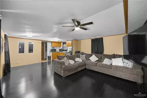 400 Bronte Ave, Pharr, TX 78577 photo 6