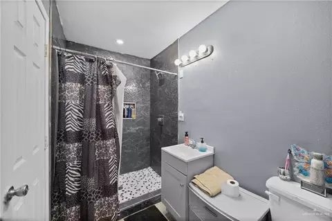 400 Bronte Ave, Pharr, TX 78577 photo 11