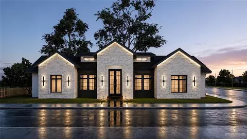 1521 S Valdivia Dr, Edinburg, TX 78542