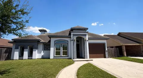 5008 Mission St, Edinburg, TX 78542