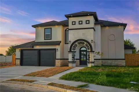 3221 E La Cienega St, Edinburg, TX 78542