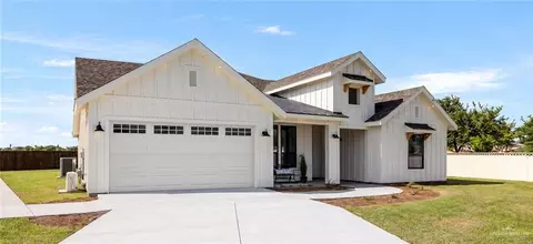 1565 E Silos Ave, Edinburg, TX 78542