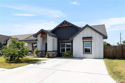 404 Dakota Dr, San Juan, TX 78589