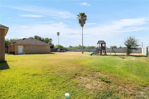 Exterior - 3003 Ptj Dr, Palmview, TX 78572 photo 2 of 2