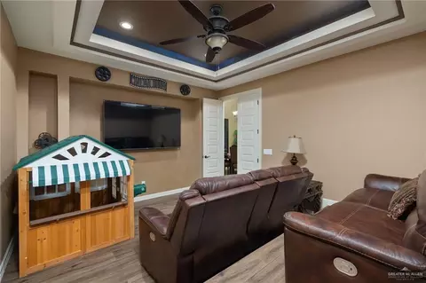Entry Way - 3003 Ptj Dr, Palmview, TX 78572 photo 2 of 2