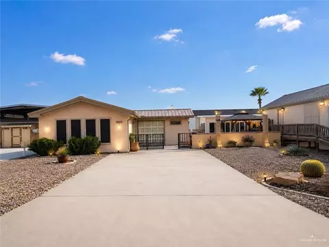 2000 W Bogey Dr, Mission, TX 78572