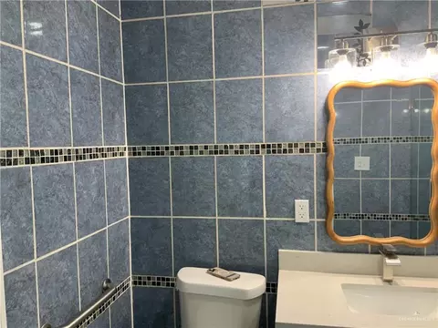 Bath - 1305 Wayne St, Pharr, TX 78577 photo 1 of 7