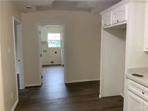 Entry Way - 1305 Wayne St, Pharr, TX 78577 photo 1 of 2