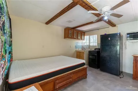 423 Liam St, Donna, TX 78537 photo 9