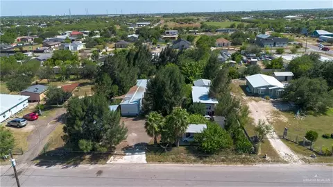 423 Liam St, Donna, TX 78537 photo 5
