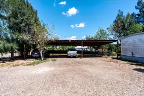423 Liam St, Donna, TX 78537 photo 6