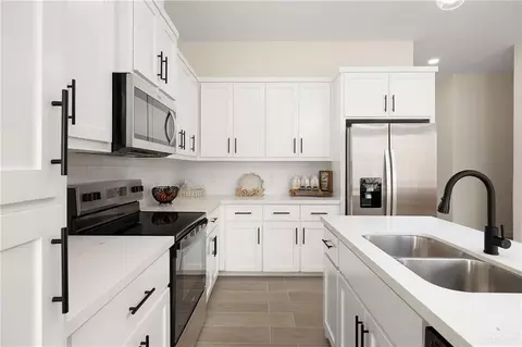 Kitchen - 4205 Casamigos St, Harlingen, TX 78552 photo 3 of 3