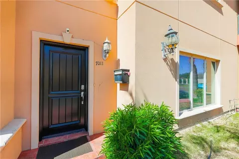 7011 N 3rd St, Mcallen, TX 78504