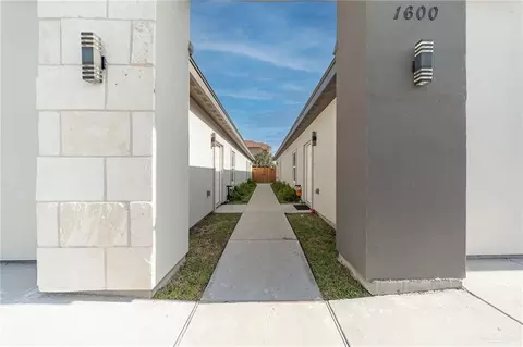 Entry Way - 1602 W Violet Dr, Pharr, TX 78577 photo 1 of 2