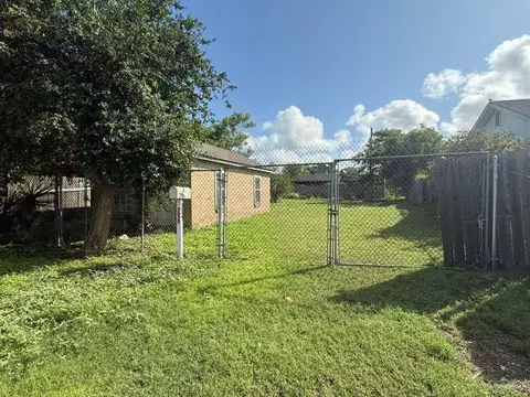 2035 E Harrison St, Brownsville, TX 78520