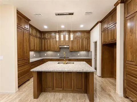 Kitchen - 3009 Ebano Ave, Hidalgo, TX 78557 photo 2 of 4
