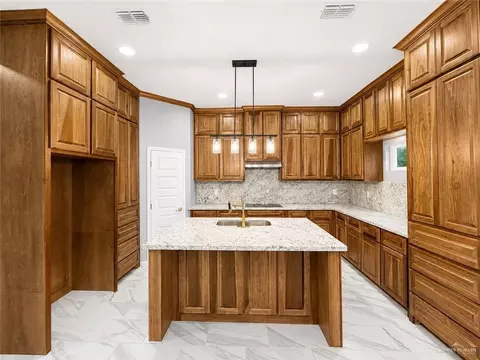 Kitchen - 3103 Ebano Ave, Hidalgo, TX 78557 photo 1 of 3