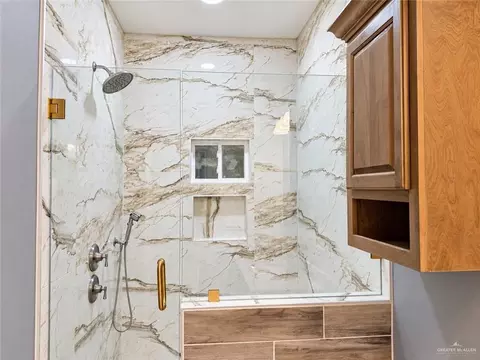 Bath - 3105 Ebano Ave, Hidalgo, TX 78557 photo 4 of 4