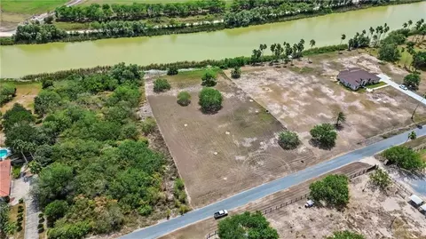 39532 Palm Drive Bayview, Los Fresnos, TX 78566