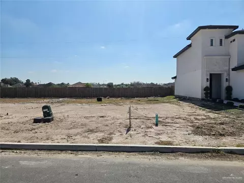 2616 E Solar Dr, Mission, TX 78574