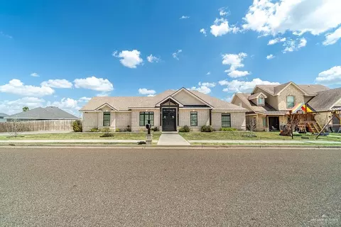 501 Palm Shores Dr, La Joya, TX 78560
