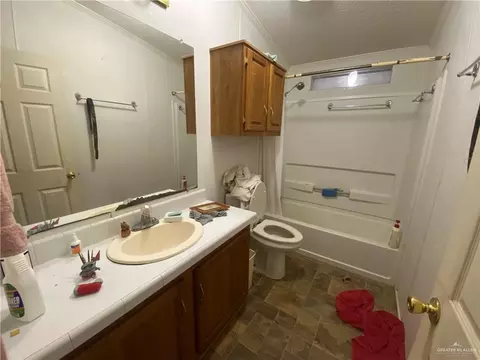 501 E First St, La Feria, TX 78559 photo 9
