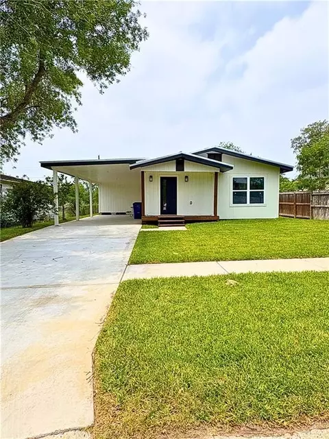 437 S Georgia Ave, Mercedes, TX 78570