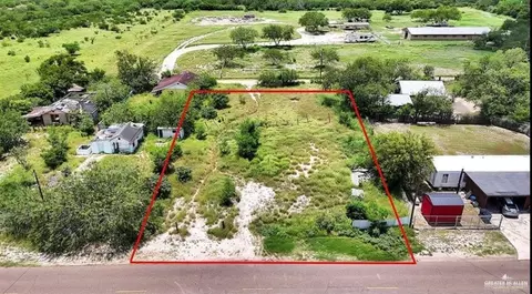150 Guadalupe Flores St, Sullivan City, TX 78595