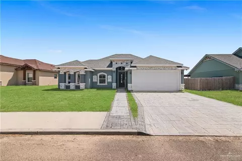 712 Fir St, Rio Grande City, TX 78582