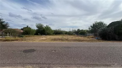 704 Via Sol Dr, Edinburg, TX 78541