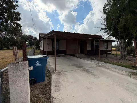 225 Fresno St, Sullivan City, TX 78595