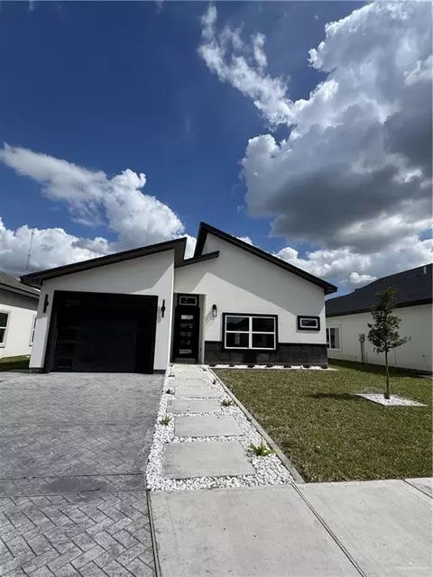 5812 N Rayo Del Sol St, Edinburg, TX 78542